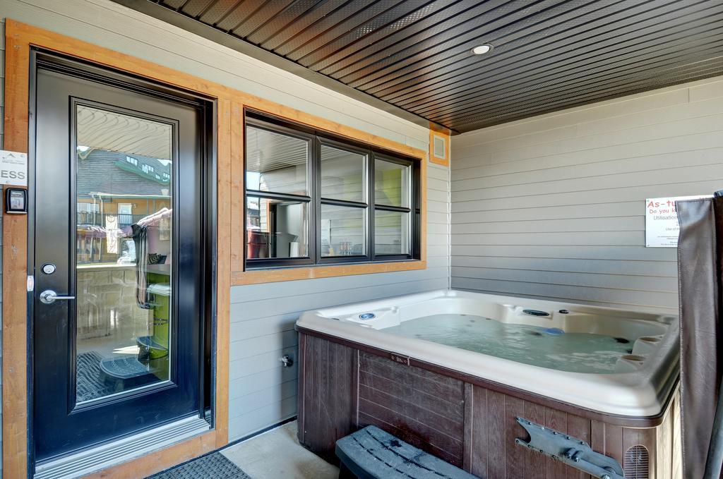 L'Express Apartment Saint-Ferreol-les-Neiges Luaran gambar